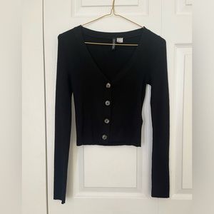 Women’s Fitted Cardigan